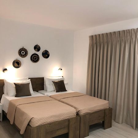 Fiosal Apartments 3 Skiathos Exterior photo