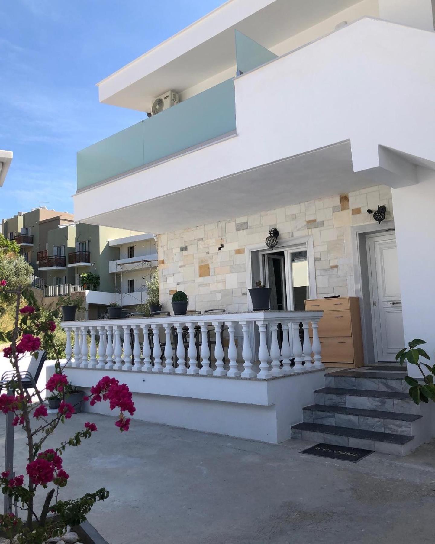 Fiosal Apartments 3 Skiathos Exterior photo